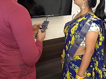 Indian Bhabhi Tempts TV Mechanic For Fuck-A-Thon With Appearing Hindi Audio
