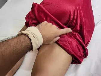 Step-step-bro-in-law and Indian housewife get frolic in supah-super-steamy Fabulous Housewife porno vid