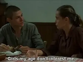 Devar's Aunty flaunts her bare body & requests secret midnight fucky-fucky with her teenager friend