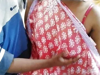 Bhabhi Desi Agent Gives Bi-curious Indian Bhabhi a Hard Fuckin'