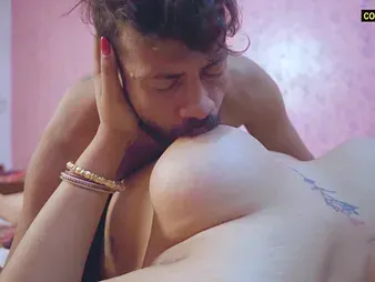 See Indian actress call ex- Bf to join in the ultra-kinky party night