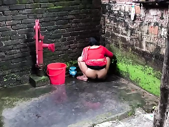 Stepmother caught pissing in douche while getting her taut pussy plumbed by my stepbrother