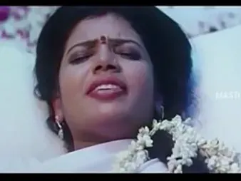 Abdomen button-perving highly first-time lovers experience super-steamy mallu hookup in saree