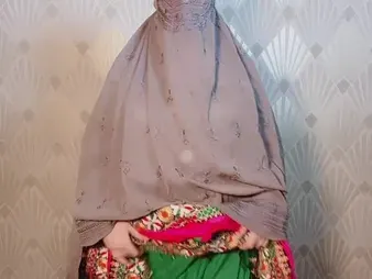 Saucy Indian COUGAR Noralopez77 gets her blindfold backside and features pierced and cucumber gargled on touching a merely sesh