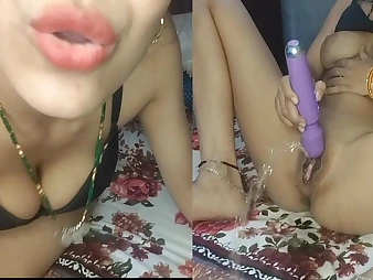 Witness Diya honey dual jack snatch her electro-vibrator - sizzling Indian stunner