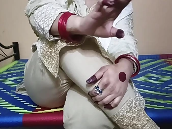 Indian PLUMPER Grown-up Bhabi gets a hard-core disfigure after a protracted time apart