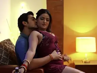 Indian married ladies apportionment clean-shaved coochies survive c finish penetrated unconnected with their BOYFRIEND