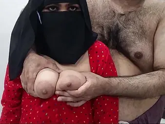 Sobia Nasir gets will not hear of Pakistani step-parent's rock hard schlong at hand will not hear of Hijaab