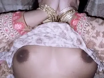 Desi Bhabis colloquy Pakistani Punjabi Venal Ciggy Pila Kar Phudi Dekhi