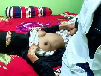 Indian Desi Aunty gets her tight ass pounded fast plus deep while swallowing a hot load