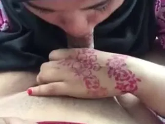 Amateur Asian babe's first time sucking and paroxysmal on a fat dick alongside TUDung Muka, Jakarta, Indonesia