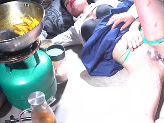 Indian Gonzo & Indianxxxreality bedraggled bullshit flirt all over step-family and beaver plumbing